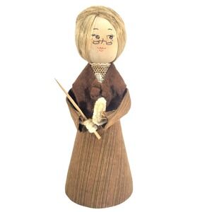 Vtg Wood Handcrafted‎ School Marm Teacher Headmistress Figurine Cloth Dress 6"